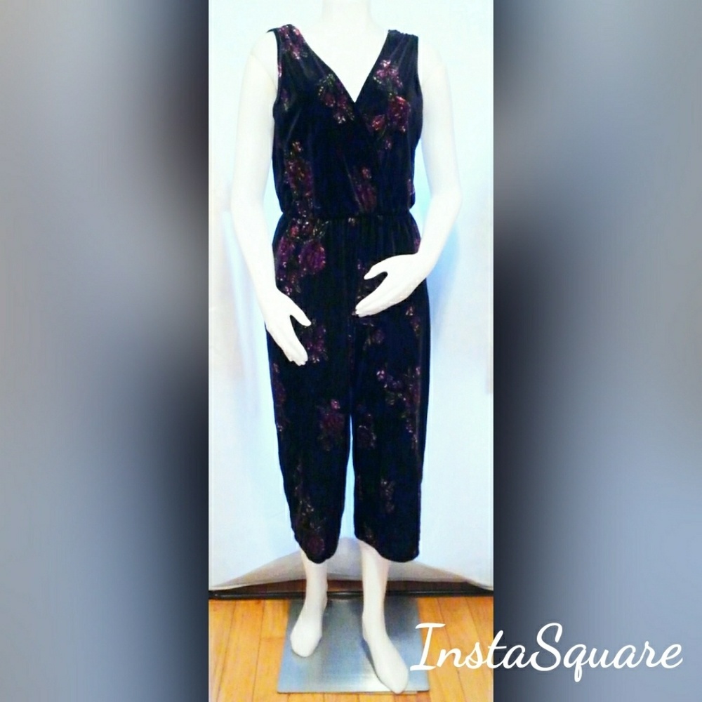 Eyeshadow Black Floral Velvet Jumpsuit